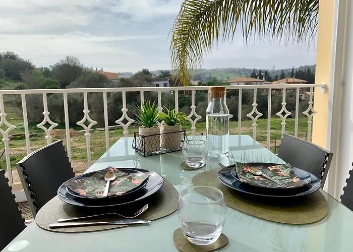 İki Yatak Odalı Yazlık Villa