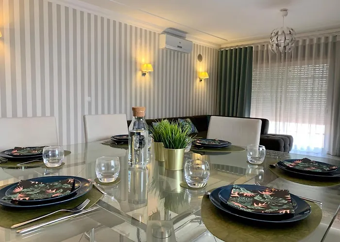 İki Yatak Odalı Yazlık Villa